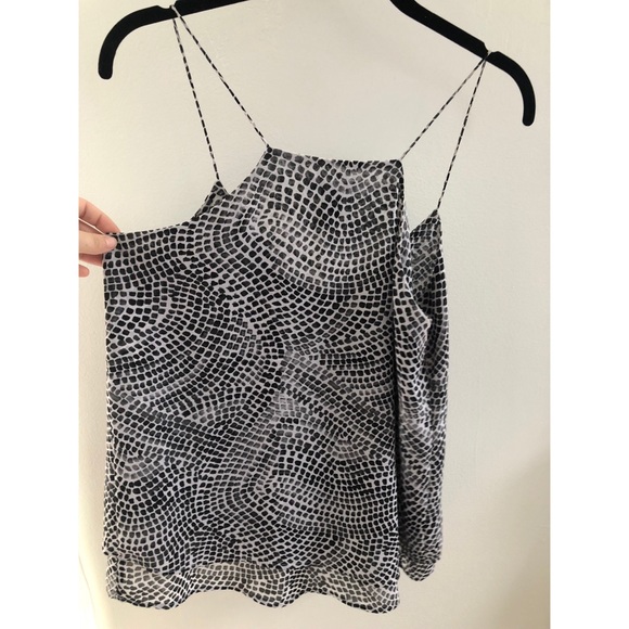 Blue Abstract Dot Print Tank Top - Picture 3 of 3